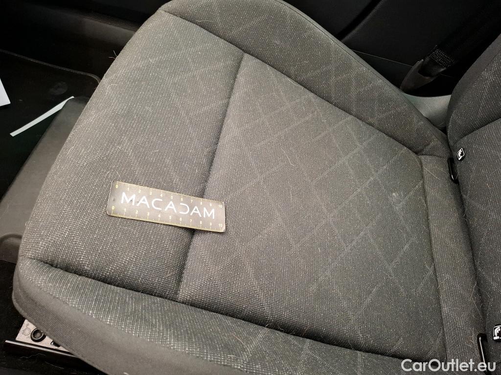  Volkswagen  Golf  VOLKSWAGEN / 2020 / 5P / Berline 1.0 eTSI OPF 110 DSG7 Life Business #15