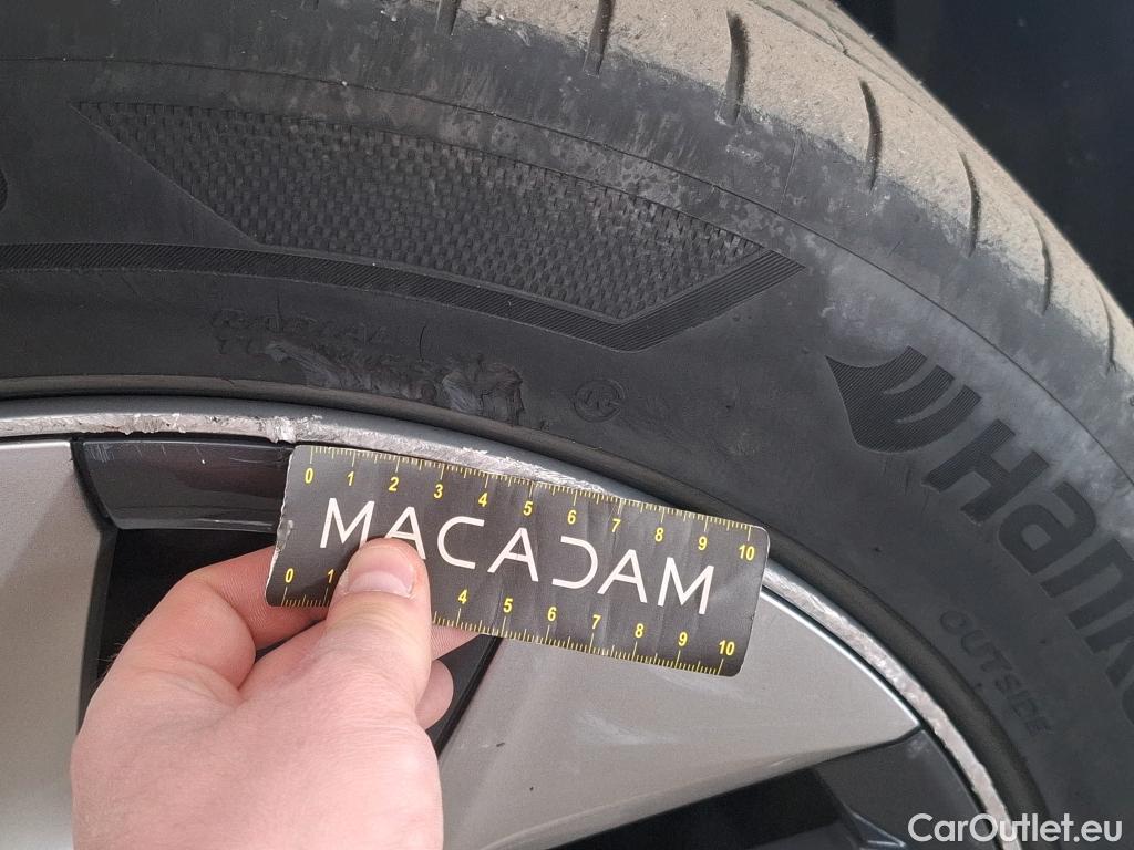  Tesla  Model Y TESLA  / 2020 / 5P / SUV Grand Autonomie Dual Motor AWD #32