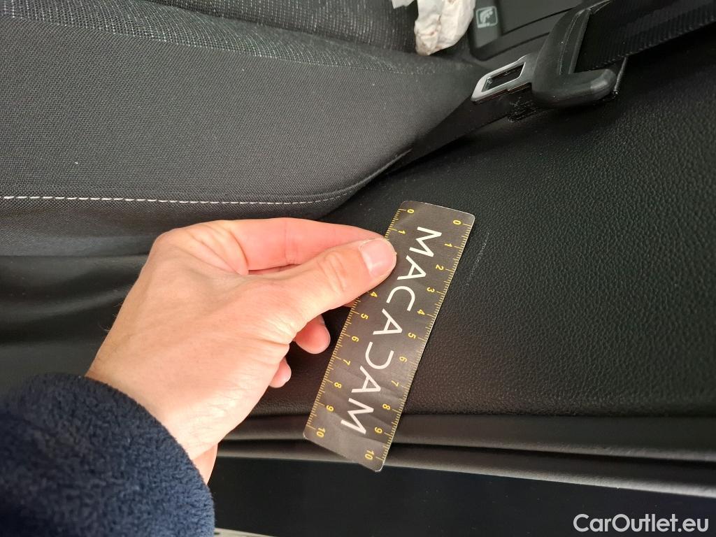  Volkswagen  Golf  VOLKSWAGEN / 2020 / 5P / Berline 1.0 eTSI OPF 110 DSG7 Life Business #10