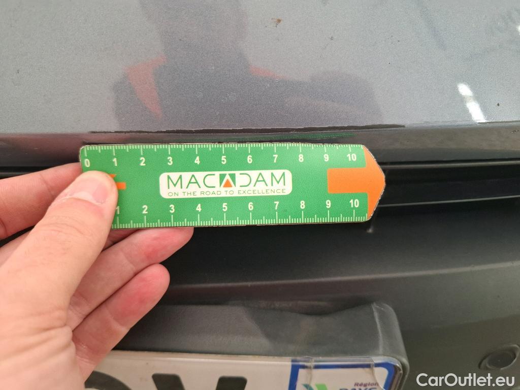  Toyota  C-HR TOYOTA  / 2016 / 5P / SUV 1.8 Hybride 122 Dynamic Business Stage A #6