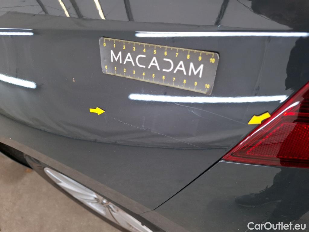  Volkswagen  Golf  VOLKSWAGEN / 2020 / 5P / Berline 1.0 eTSI OPF 110 DSG7 Life Business #2