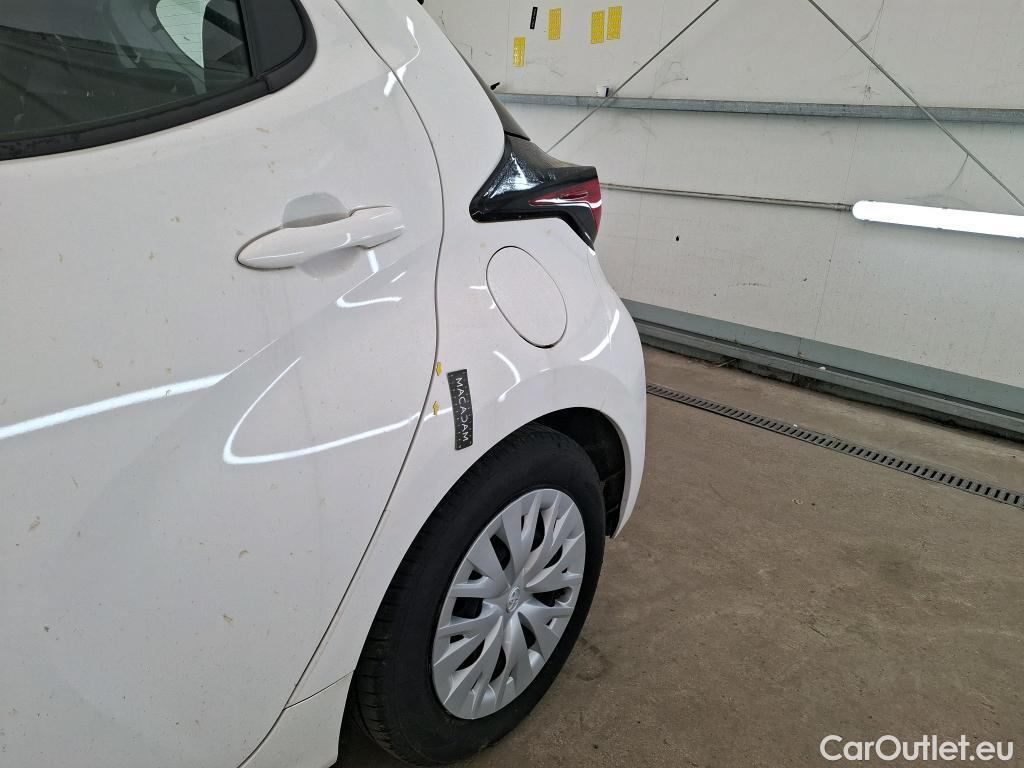  Toyota  Yaris TOYOTA  Hybride / 2019 / 5P / Berline Hybride 116h Dynamic Business Beyond Zer #1