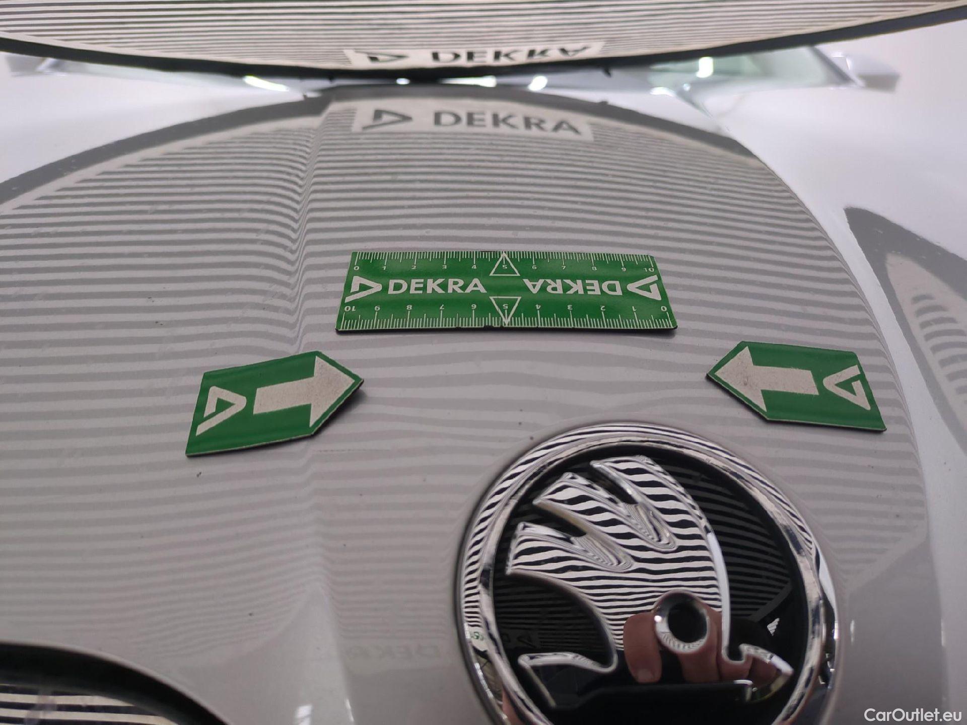  Skoda  Superb  Break Business 2.0 TDI 150CV BVA7 E6d #25