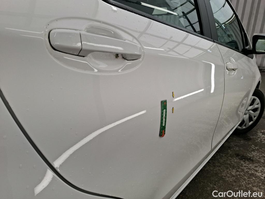  Toyota  Yaris TOYOTA  5p Berline 110 VVT-i France Business #3