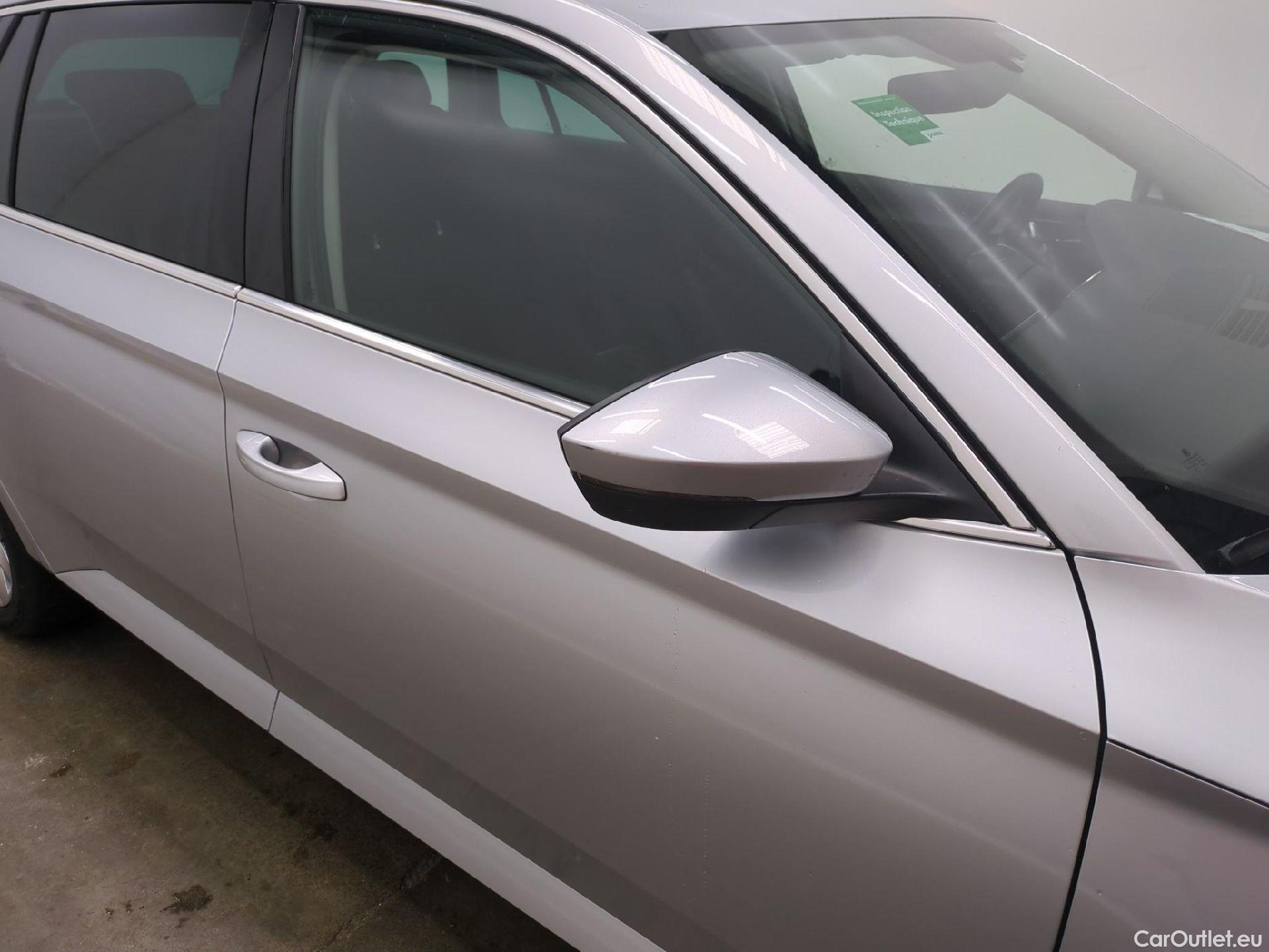  Skoda  Superb  Break Business 2.0 TDI 150CV BVA7 E6d #22