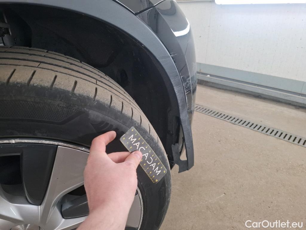  Tesla  Model Y TESLA  / 2020 / 5P / SUV Grand Autonomie Dual Motor AWD #66