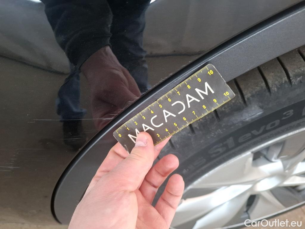  Tesla  Model Y TESLA  / 2020 / 5P / SUV Grand Autonomie Dual Motor AWD #46