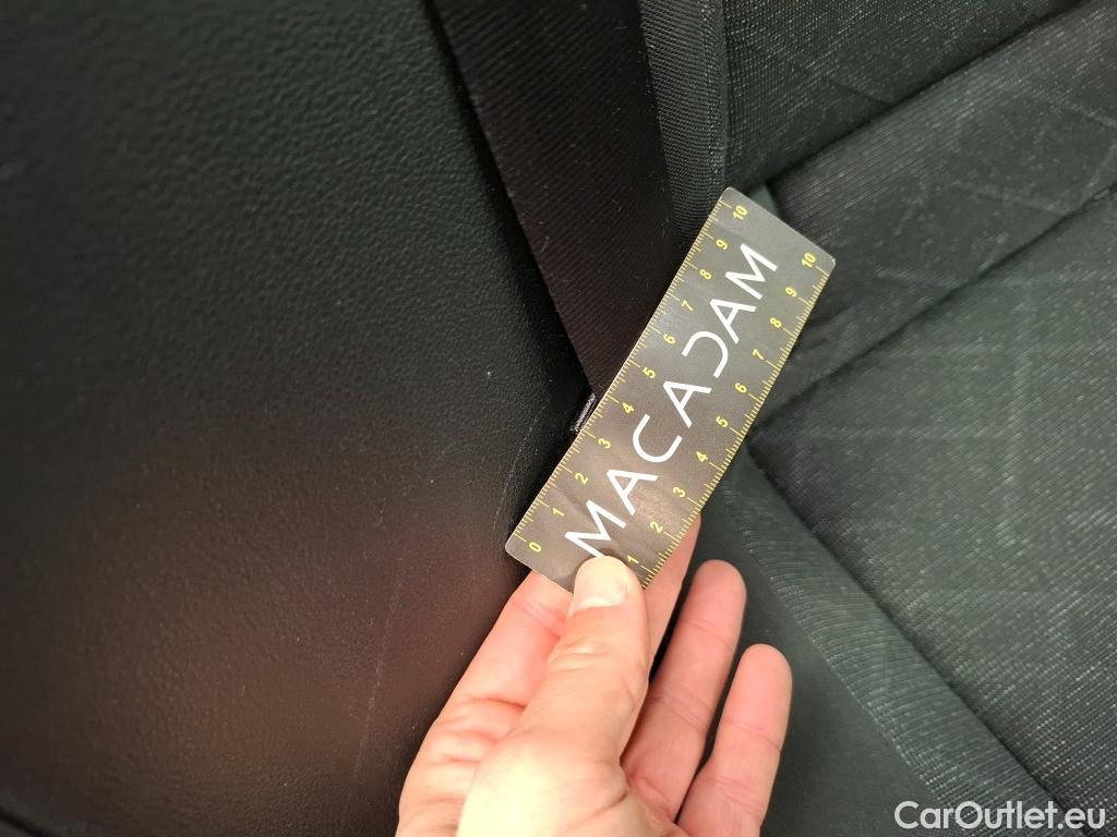  Volkswagen  Golf  VOLKSWAGEN / 2020 / 5P / Berline 1.0 eTSI OPF 110 DSG7 Life Business #2