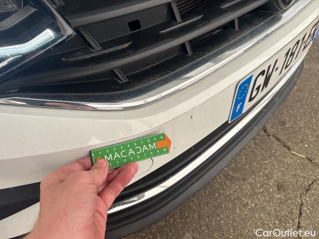  Volkswagen  Tiguan VOLKSWAGEN  / 2020 / 5P / SUV 2.0 TDI 150 DSG7 LIFE PLUS #7