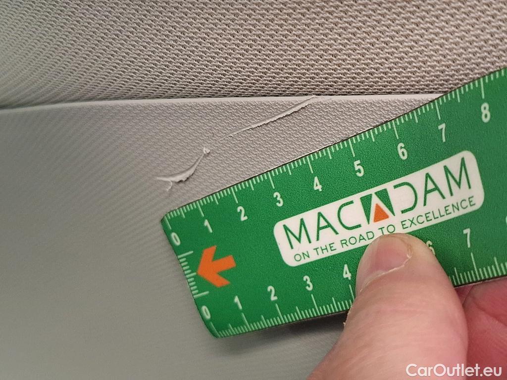  Volkswagen  T-ROC VOLKSWAGEN  / 2017 / 5P / SUV 1.5 TSI 150 EVO LOUNGE BUSINESS DSG7 #29