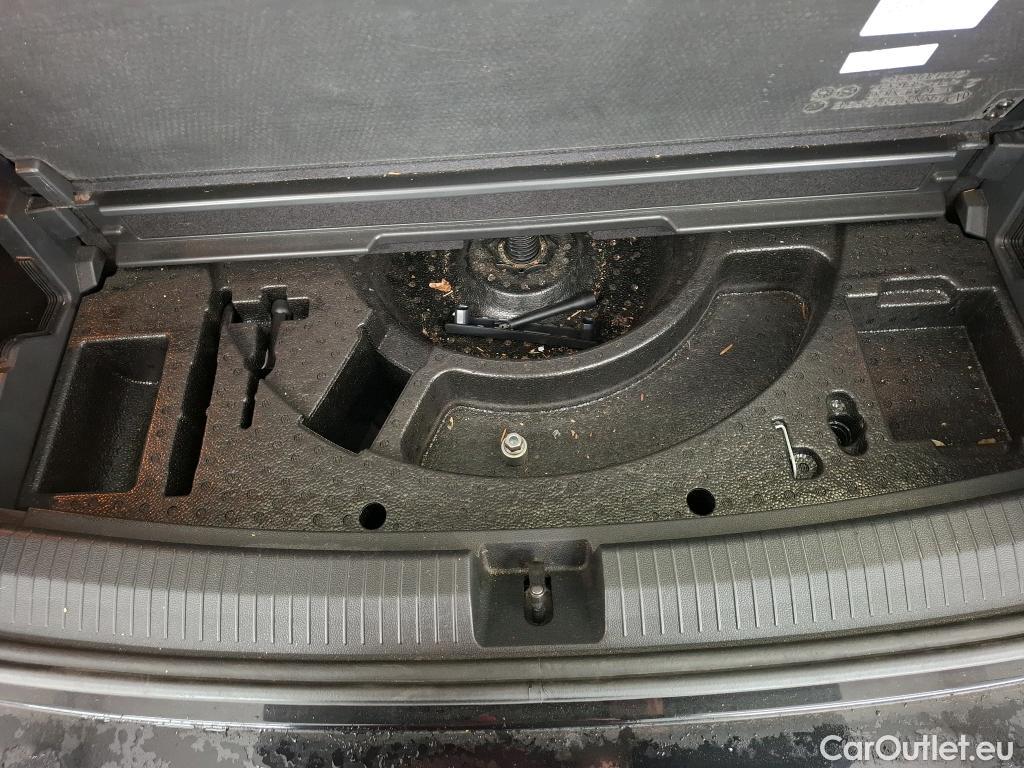  Volkswagen  Tiguan VOLKSWAGEN  Allspace 5p SUV 2.0 TDI 150 DSG7 Carat #36