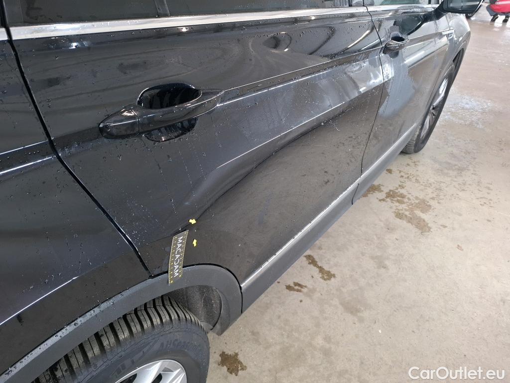  Volkswagen  Tiguan VOLKSWAGEN  Allspace 5p SUV 2.0 TDI 150 DSG7 Carat #32