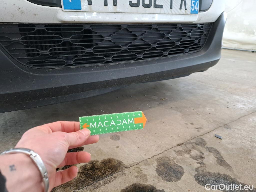  Citroen  C3  Société Feel Nav 1.5 BlueHDI 100CV BVM5 E6dT #22