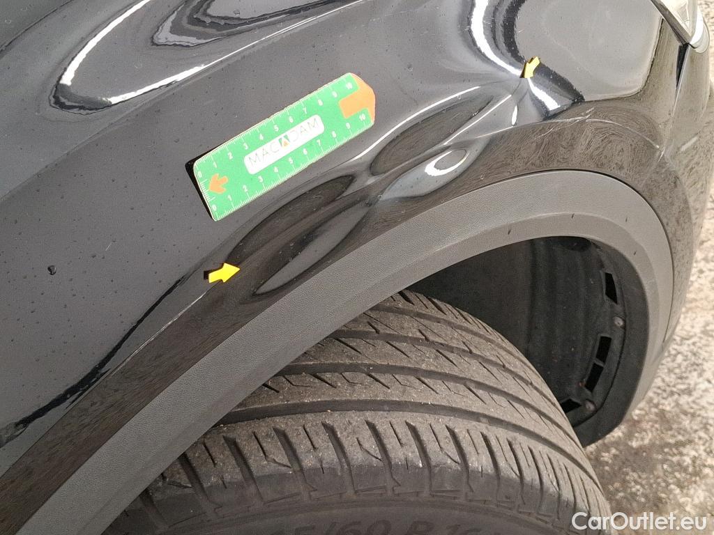  Volkswagen  T-ROC VOLKSWAGEN  / 2017 / 5P / SUV 1.5 TSI 150 EVO LOUNGE BUSINESS DSG7 #2