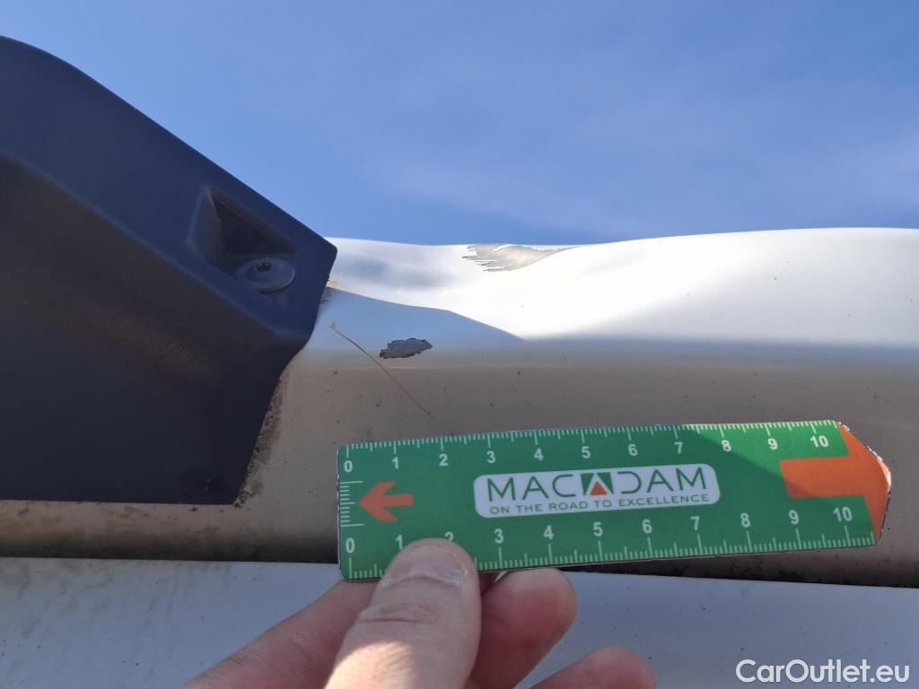  Iveco  Daily IVECO  / 2014 / 4P / Fourgon tôlé 3.0 35S14NA8 V11 H2 3520 B POWER #19