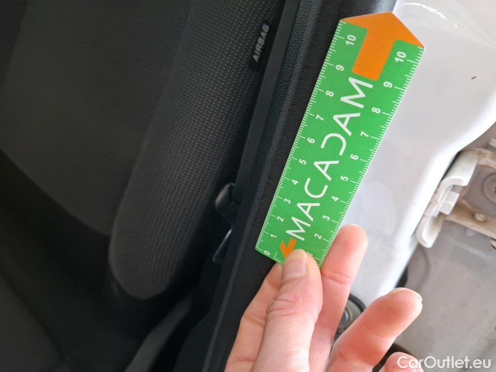  Citroen  C3  Société Feel Nav 1.5 BlueHDI 100CV BVM5 E6dT #4