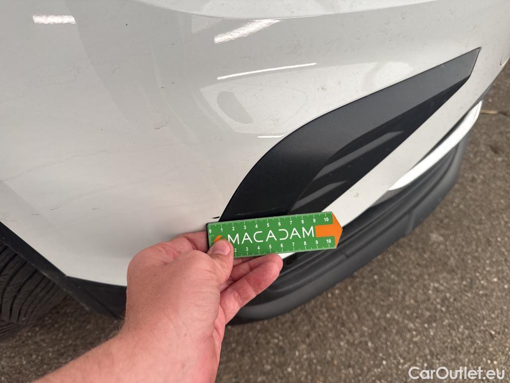  Volkswagen  Tiguan VOLKSWAGEN  / 2020 / 5P / SUV 2.0 TDI 150 DSG7 LIFE PLUS #8