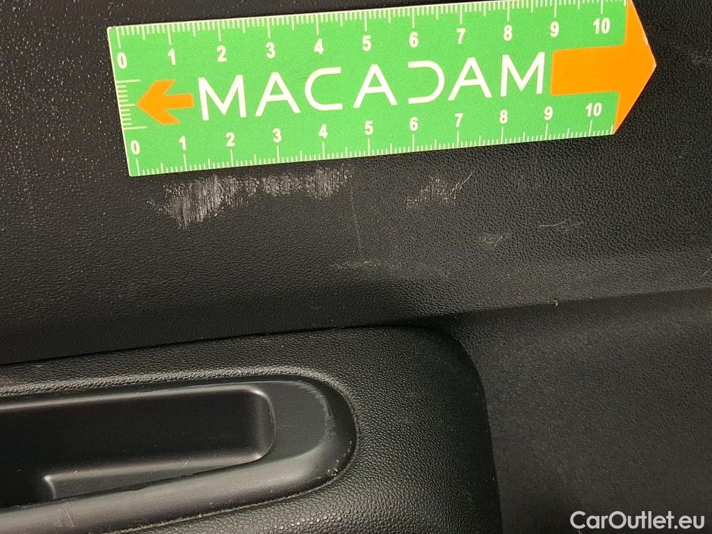  Citroen  C3  Société Feel 1.5 BlueHDI 100CV BVM5 E6dT #14