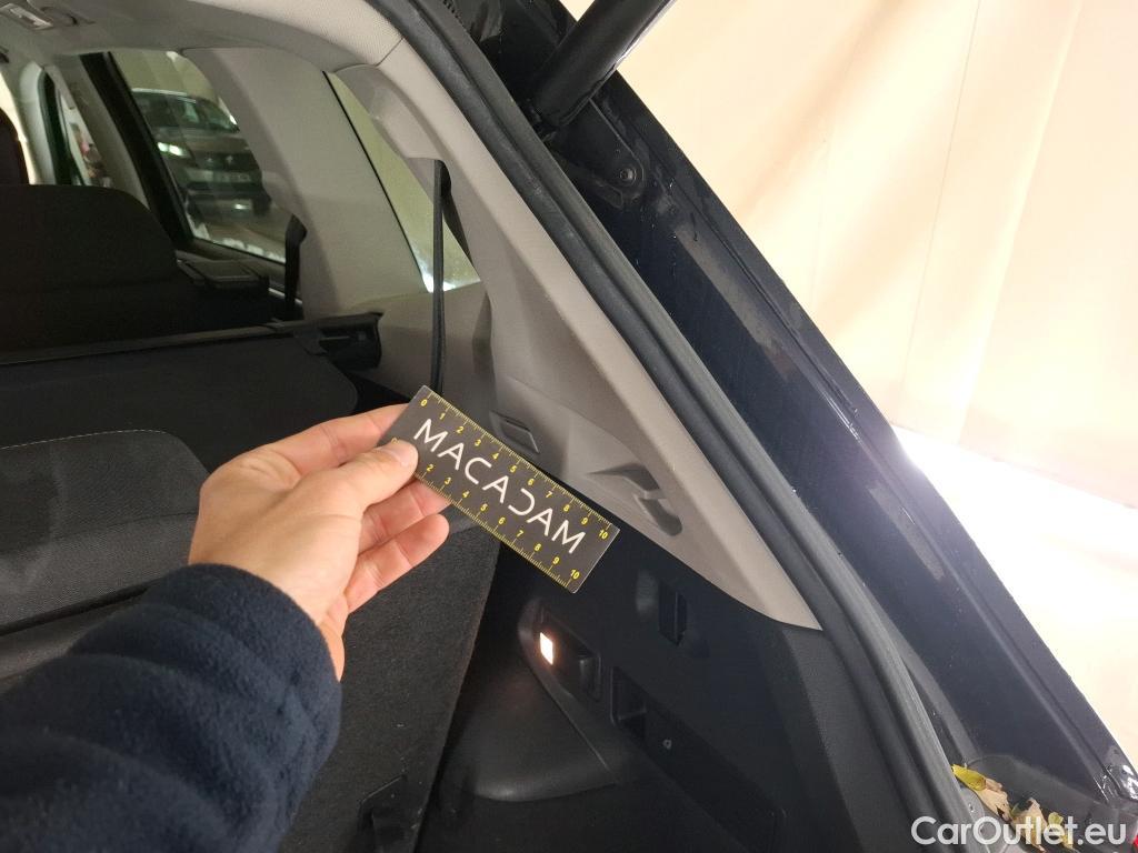  Volkswagen  Tiguan VOLKSWAGEN  Allspace 5p SUV 2.0 TDI 150 DSG7 Carat #27