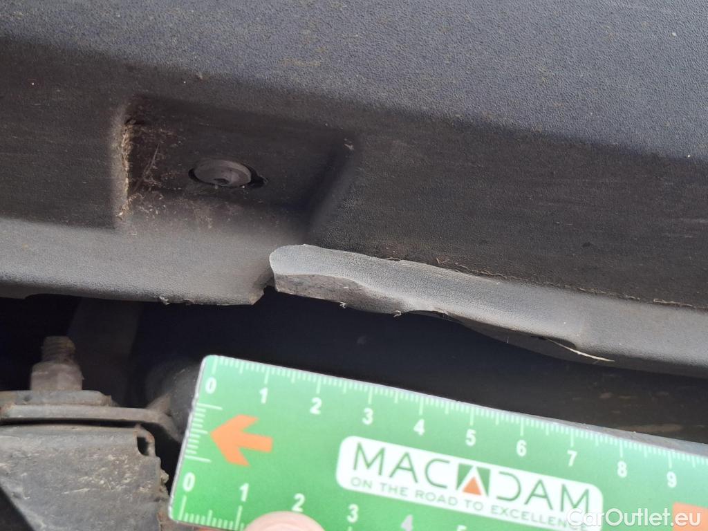  Iveco  Daily IVECO  / 2014 / 4P / Fourgon tôlé 3.0 35S14NA8 V11 H2 3520 B POWER #21