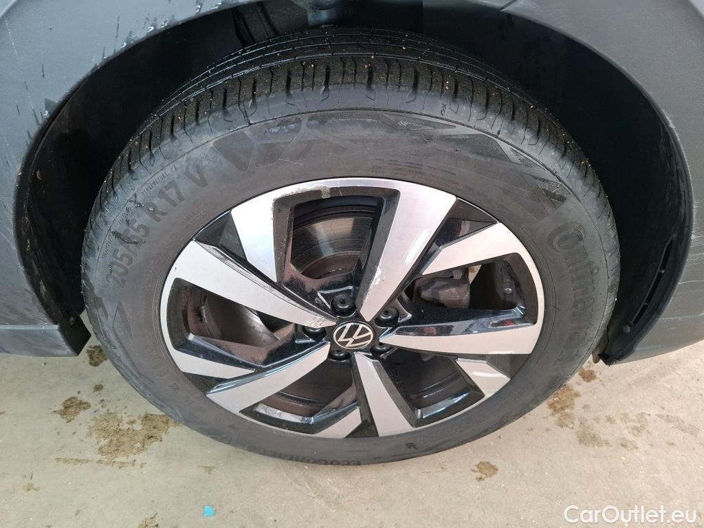  Volkswagen  Taigo  Style 1.0 TSI 110CV BVA7 E6d #6