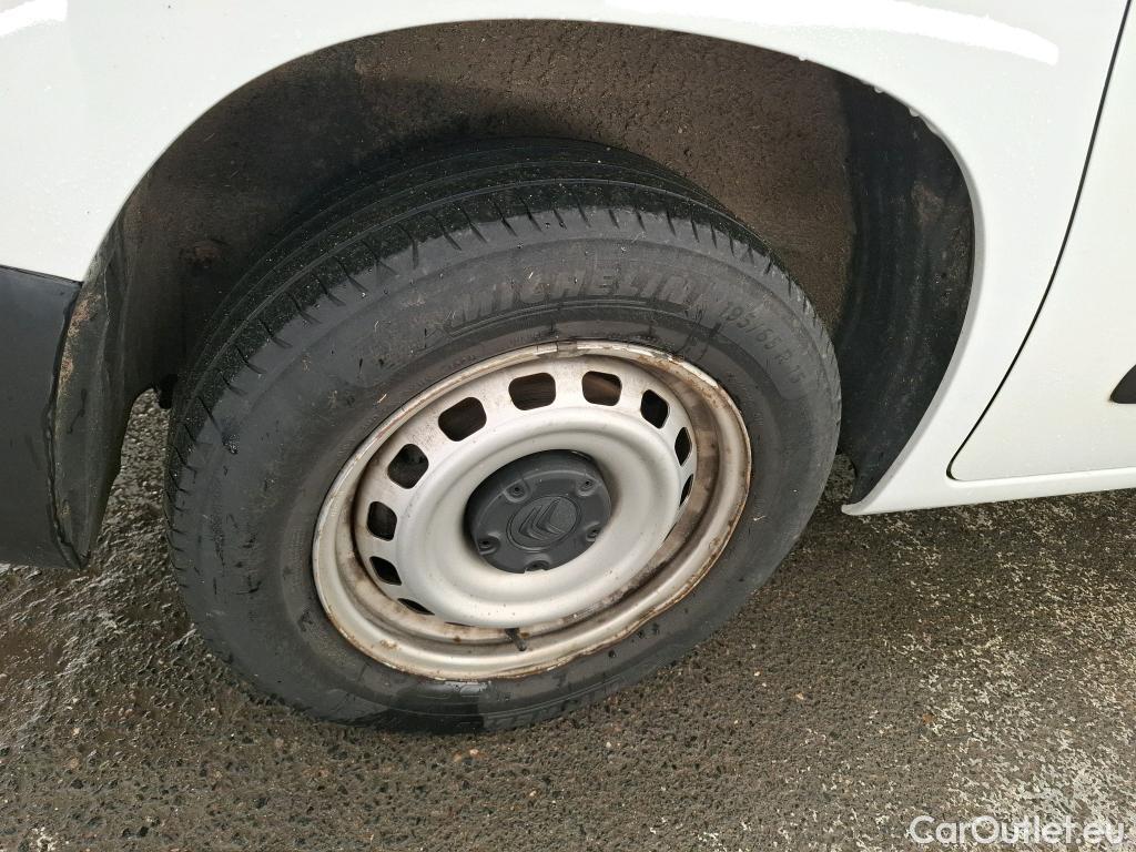  Citroen  Berlingo  Fourgon Club M 650 1.5 BlueHDi 75CV BVM5 E6dT #20