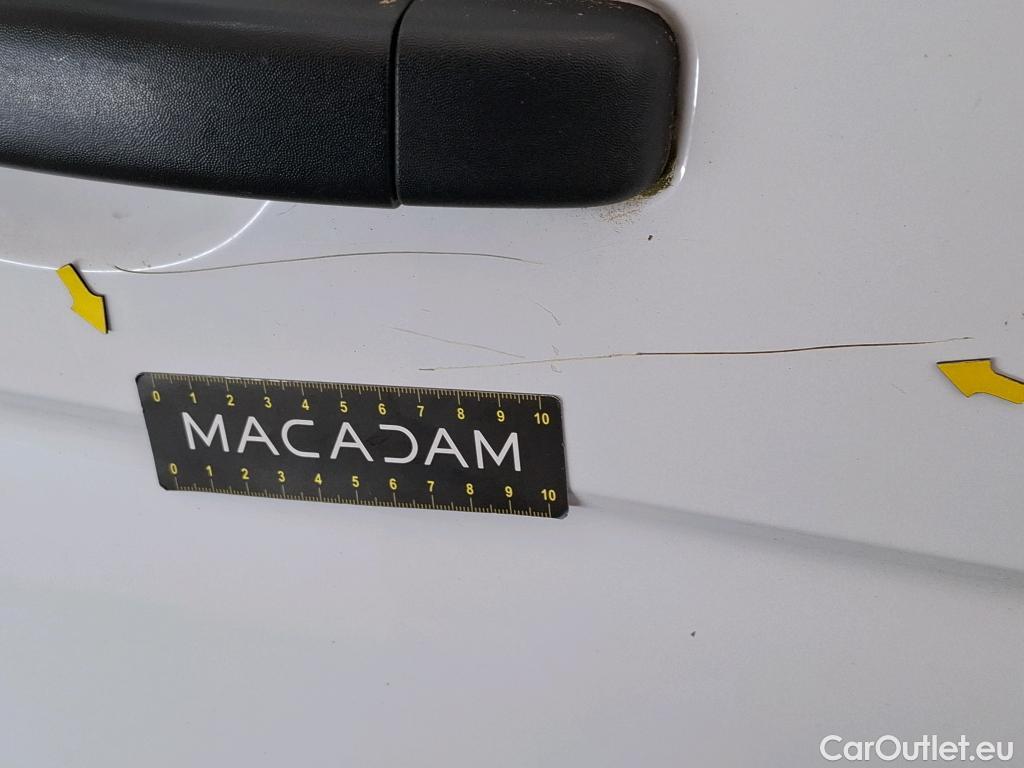  Renault  Master  III Fourgon L2H2 3 3 Grand Confort dCi 135CV BVM6 E6dT #29