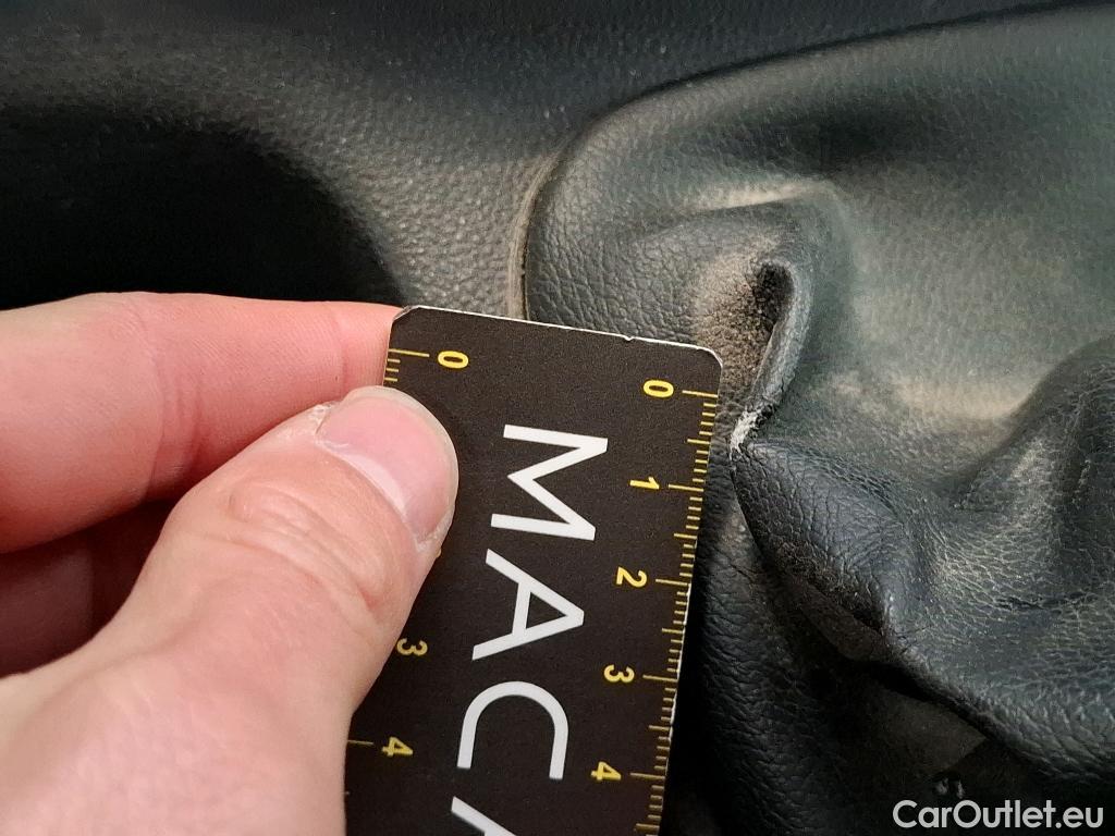  Renault  Master  III Fourgon L2H2 3 3 Grand Confort dCi 135CV BVM6 E6dT #51