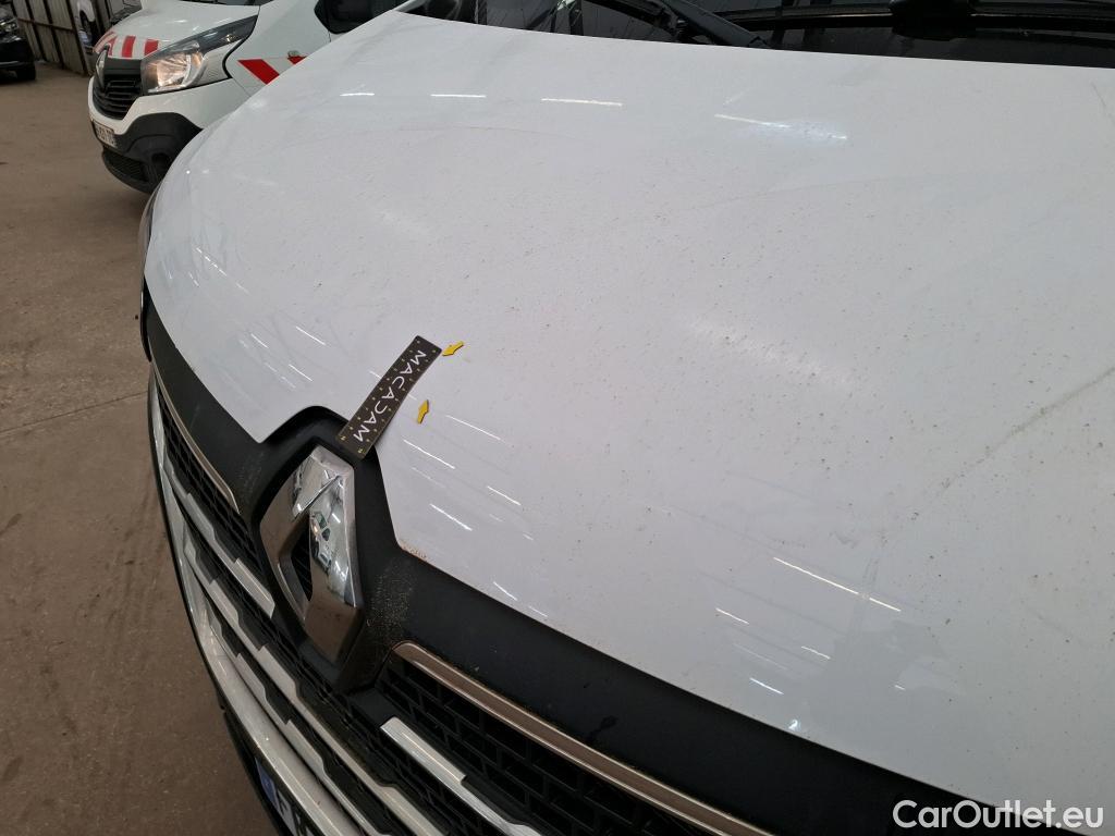  Renault  Master  III Fourgon L2H2 3 3 Grand Confort dCi 135CV BVM6 E6dT #70