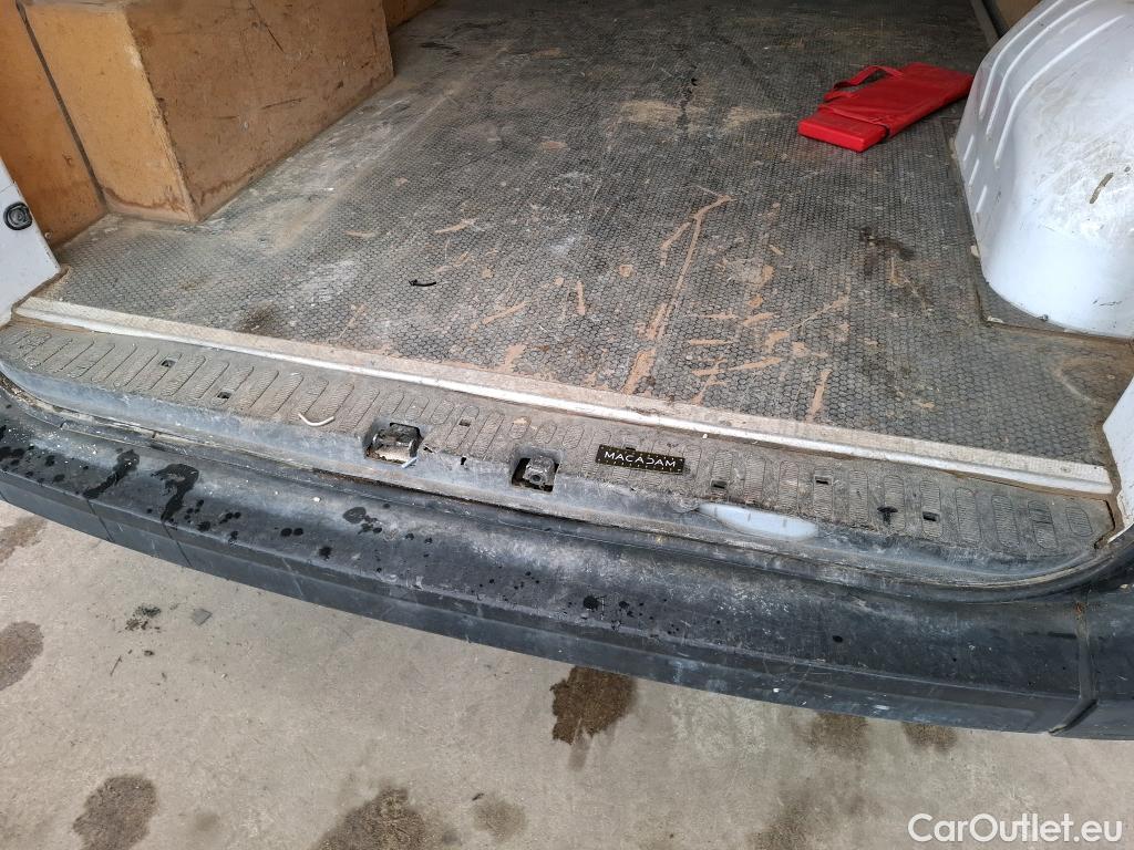  Renault  Master  III Fourgon L2H2 3 3 Grand Confort dCi 135CV BVM6 E6dT #58