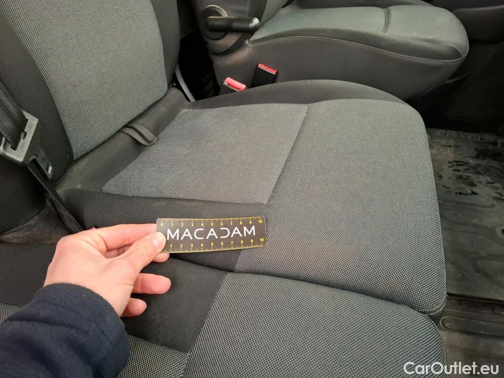  Renault  Master  III Fourgon L2H2 3 3 Grand Confort dCi 135CV BVM6 E6dT #68