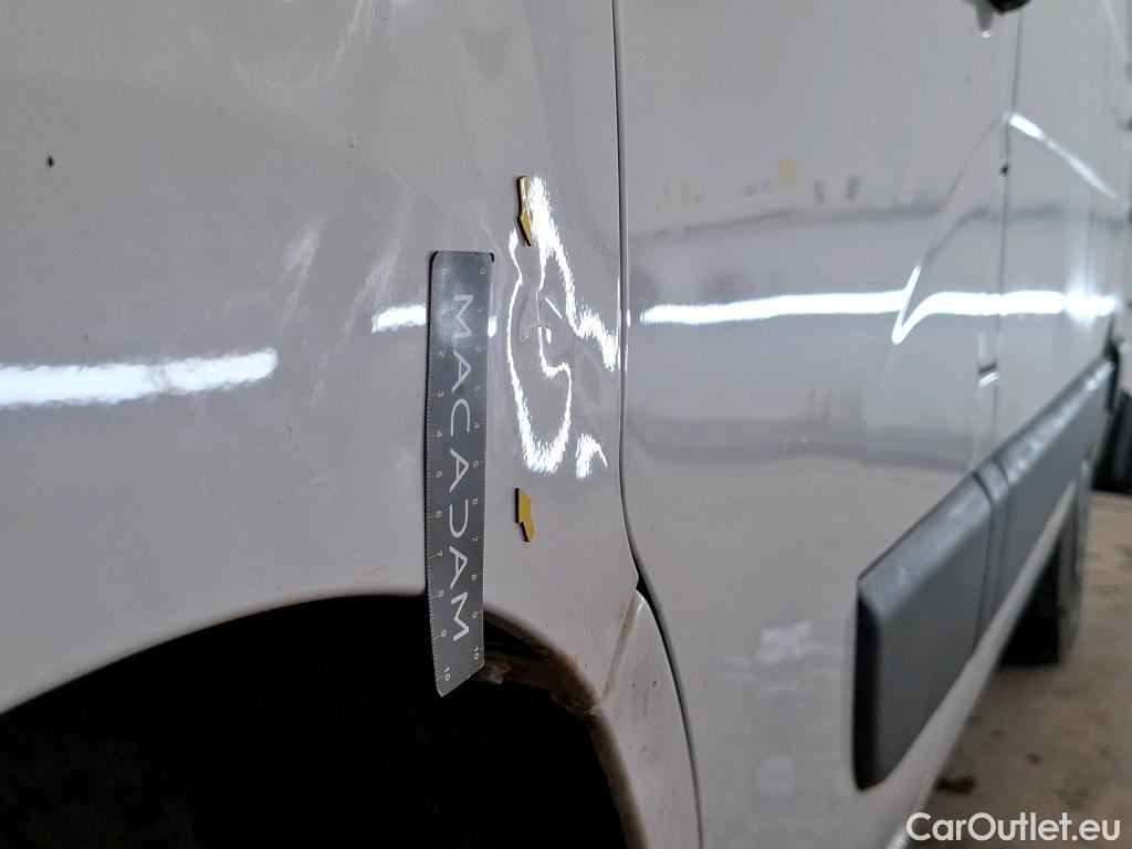  Renault  Master  III Fourgon L2H2 3 3 Grand Confort dCi 135CV BVM6 E6dT #62