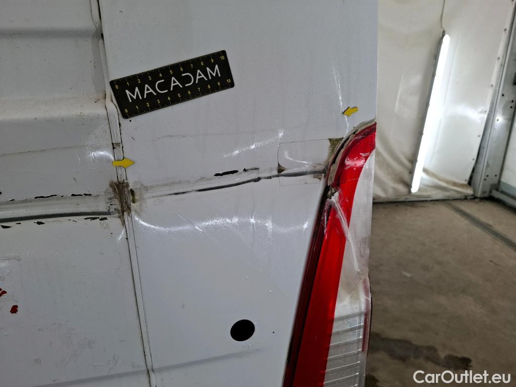  Renault  Master  III Fourgon L2H2 3 3 Grand Confort dCi 135CV BVM6 E6dT #24