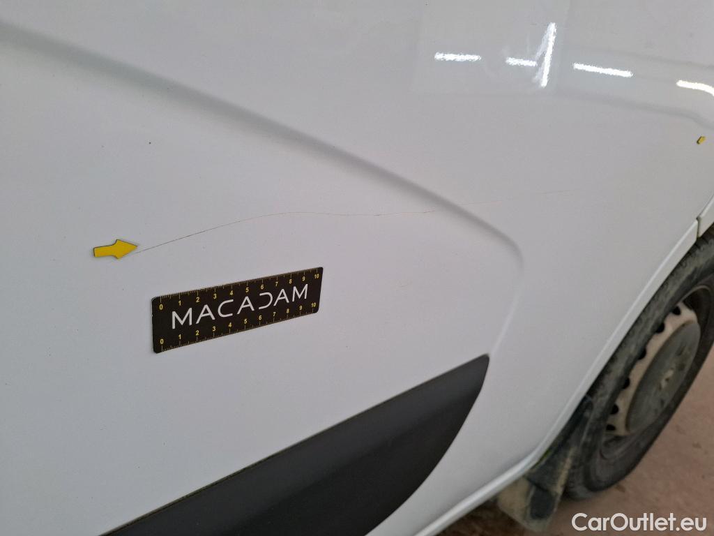  Renault  Master  III Fourgon L2H2 3 3 Grand Confort dCi 135CV BVM6 E6dT #31