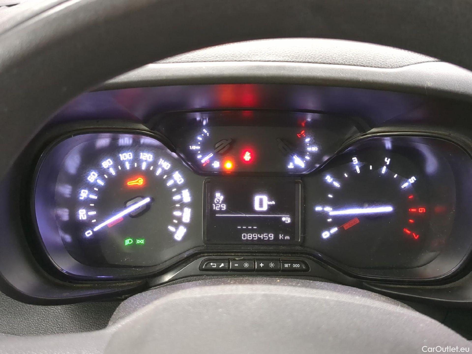  Toyota  Proace TOYOTA  City / 2019 / 4P / Fourgonnette 1.5 Medium 75 D-4D Business #1