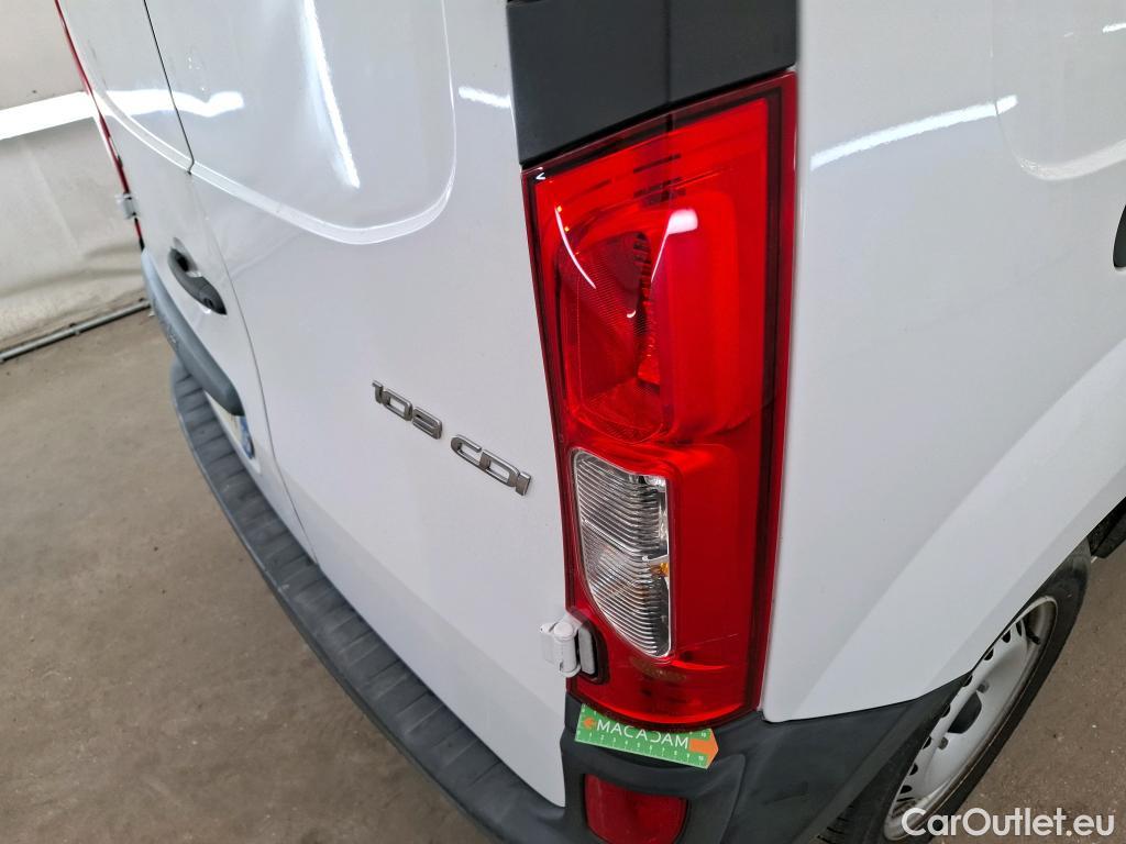  Mercedes  Citan MERCEDES-BENZ  VU 4p Fourgonnette 1.5 109 CDI 90 EXTRA LONG #16