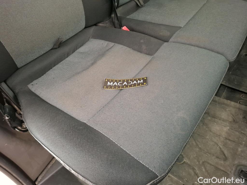  Renault  Master  III Fourgon L2H2 3 3 Grand Confort dCi 135CV BVM6 E6dT #67