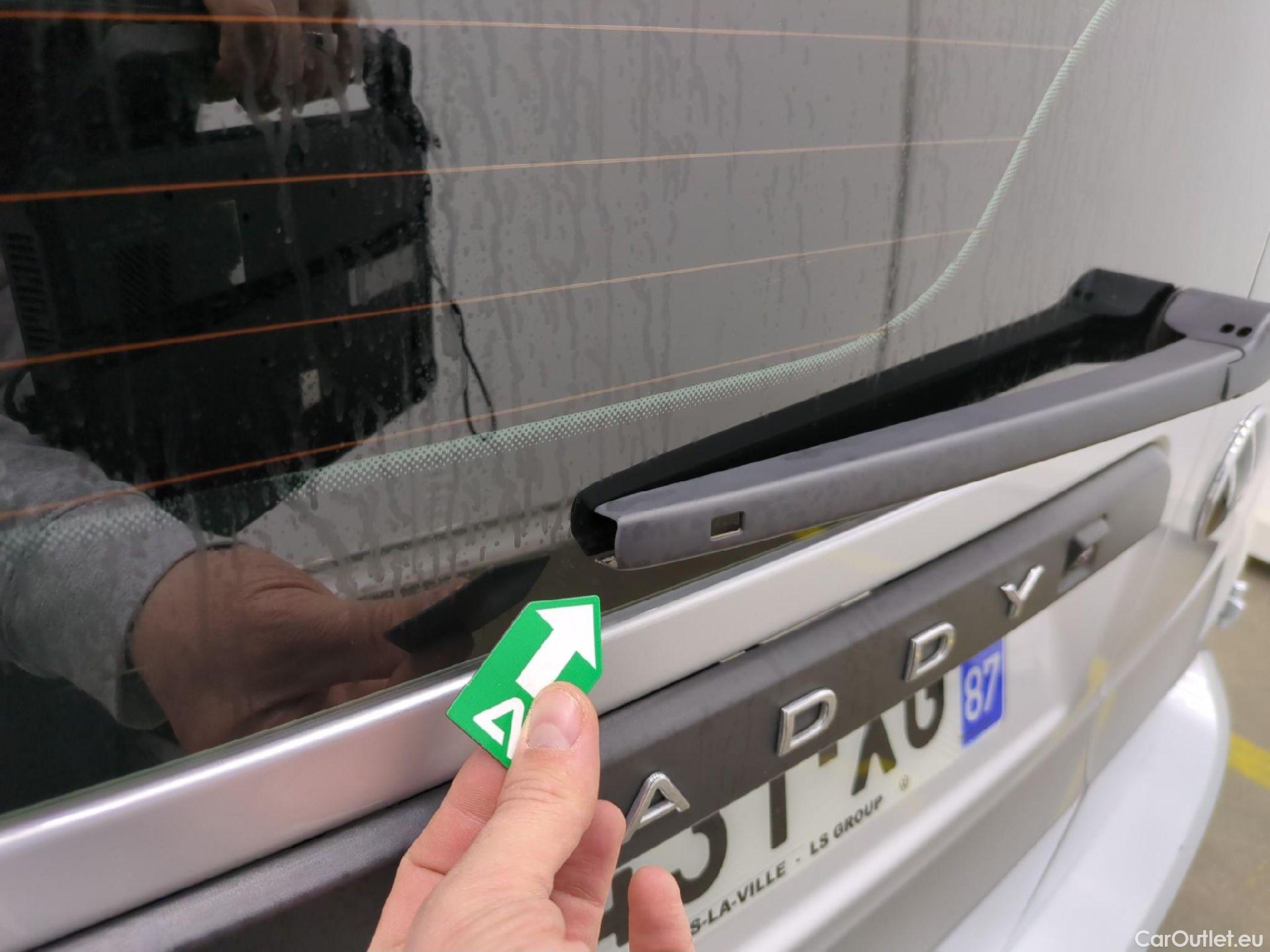  Volkswagen  Caddy VOLKSWAGEN  Cargo / 2020 / 4P / Fourgonnette 1.5 TSI 114ch DSG Business Plus #8