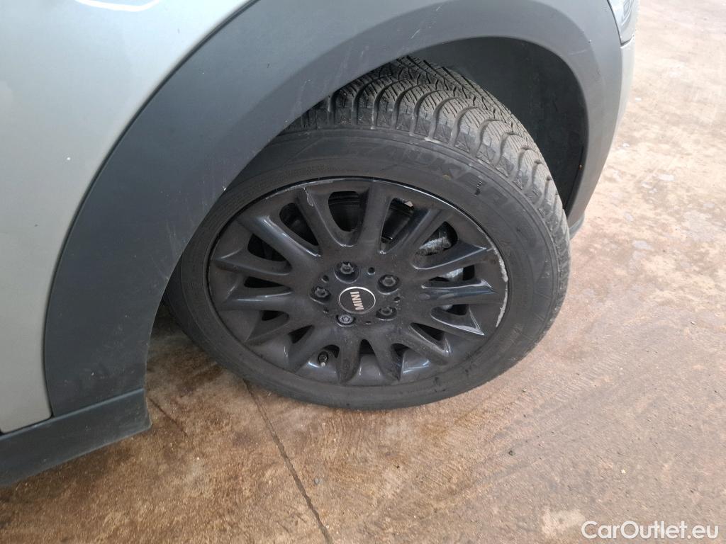  Mini  Mini   / 2021 / 3P / Berline Cooper Edition Camden 136 ch BVA7 #9