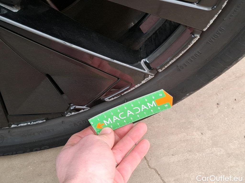  DS  DS7 DS DS 7 / 2022 / 5P / SUV E-TENSE 225 PERFORMANCE LINE + #37