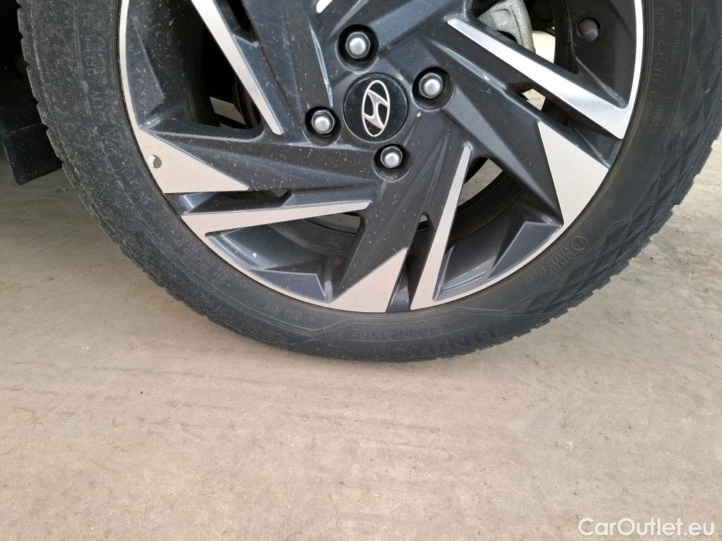  Hyundai  Bayon HYUNDAI  / 2021 / 5P / SUV 1.0 T-GDI 100 HYBRID 48V INTUITIVE #5