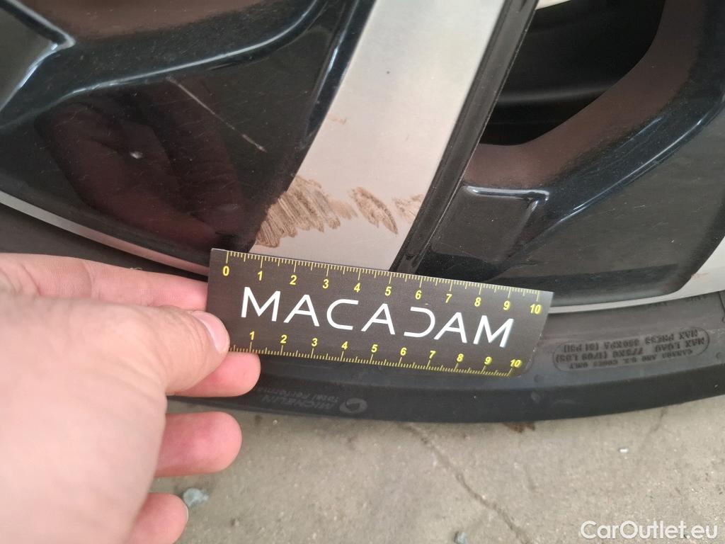  Mercedes  GLA MERCEDES-BENZ  / 2020 / 5P / SUV 1.3  250 e BUSINESS LINE DCT #25