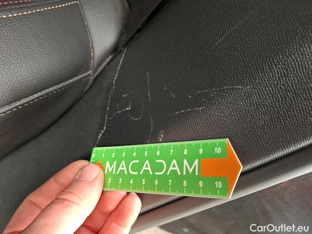  DS  DS7 DS DS 7 / 2022 / 5P / SUV E-TENSE 225 PERFORMANCE LINE + #13