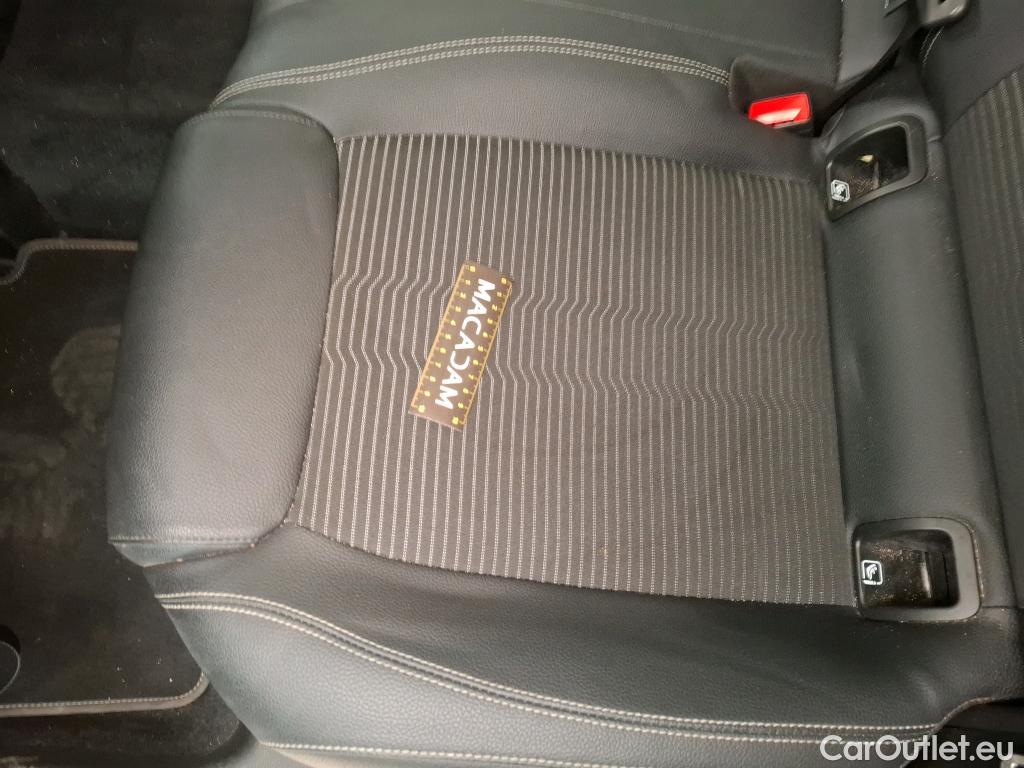  Mercedes  GLA MERCEDES-BENZ  / 2020 / 5P / SUV 1.3  250 e BUSINESS LINE DCT #49