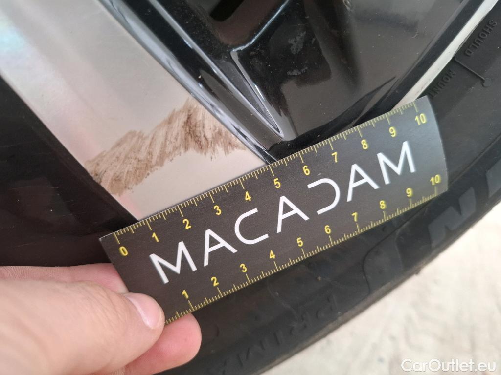  Mercedes  GLA MERCEDES-BENZ  / 2020 / 5P / SUV 1.3  250 e BUSINESS LINE DCT #23