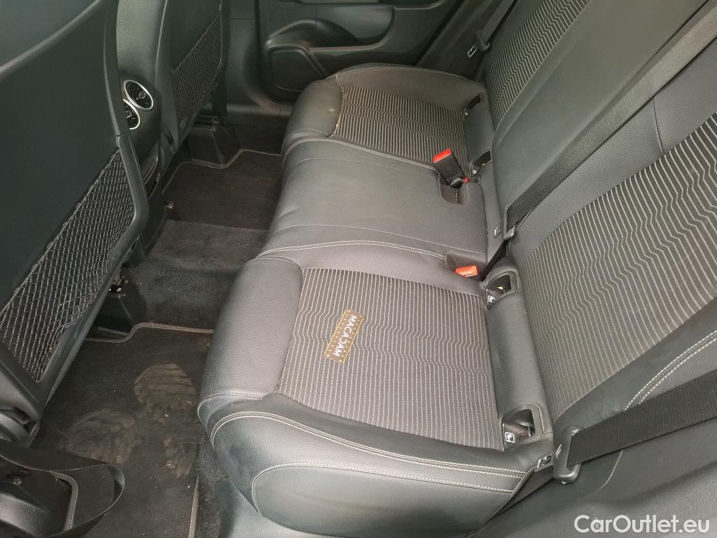  Mercedes  GLA MERCEDES-BENZ  / 2020 / 5P / SUV 1.3  250 e BUSINESS LINE DCT #48