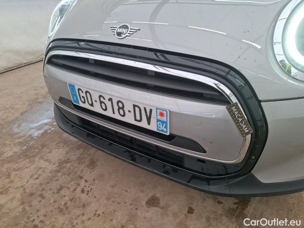  Mini  Mini   / 2021 / 3P / Berline Cooper Edition Camden 136 ch BVA7 #17