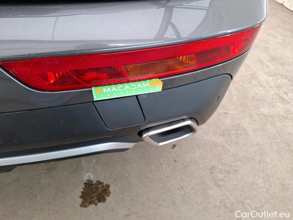  DS  DS7 DS DS 7 / 2022 / 5P / SUV E-TENSE 225 PERFORMANCE LINE + #9