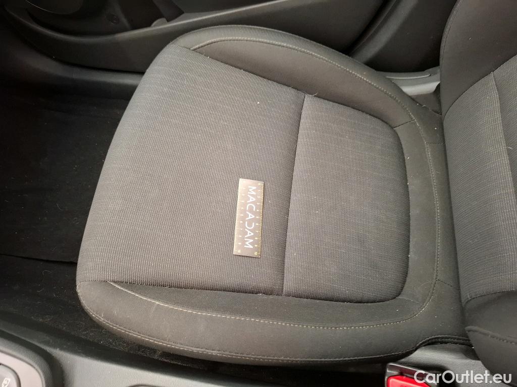  Hyundai  Konna Kona Creative Hybrid 2WD 1.6 GDI 140CV BVA6 E6d #37