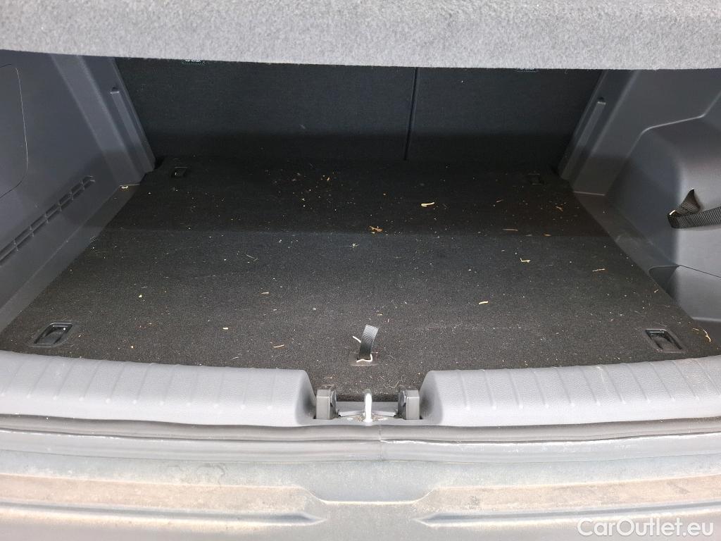  Hyundai  Bayon HYUNDAI  / 2021 / 5P / SUV 1.0 T-GDI 100 HYBRID 48V INTUITIVE #2